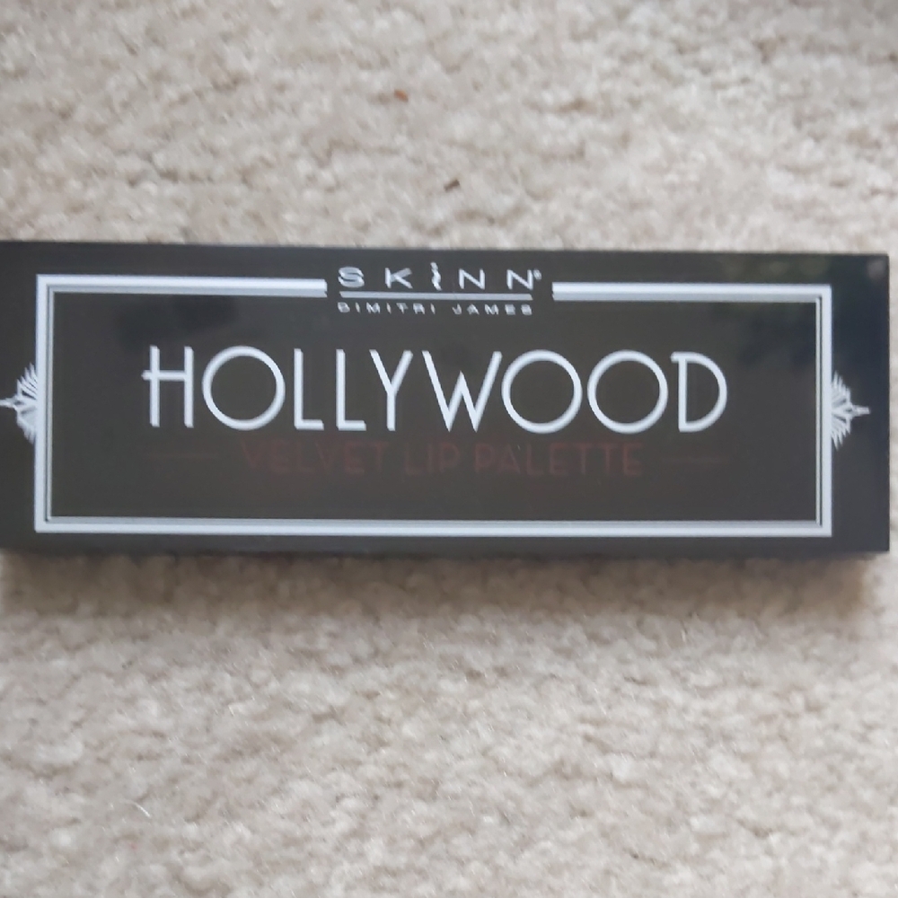 SKINN Lipstick Palette - Rich Nude and Berry Shades - Picture 2 of 2